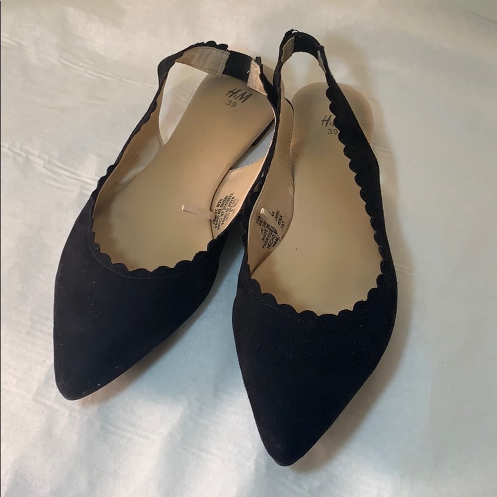 H&M Women’s Point Toe Flats
